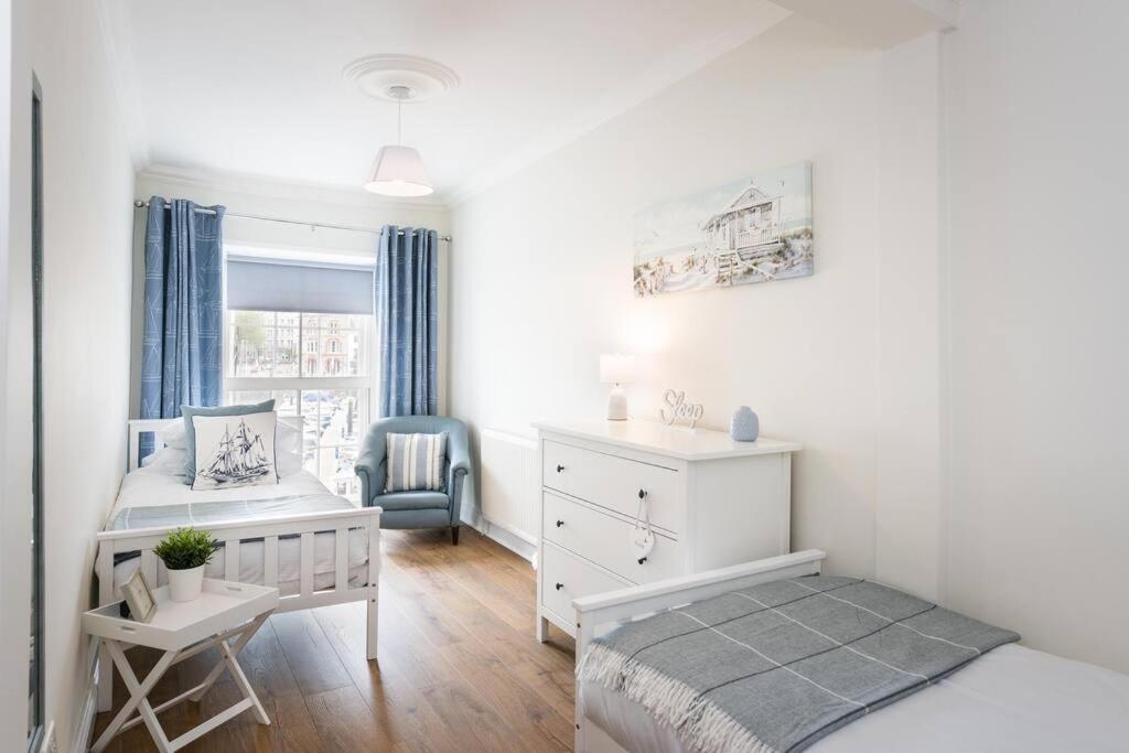 Blue Skies Apartment - Harbour Views Torquay Bagian luar foto